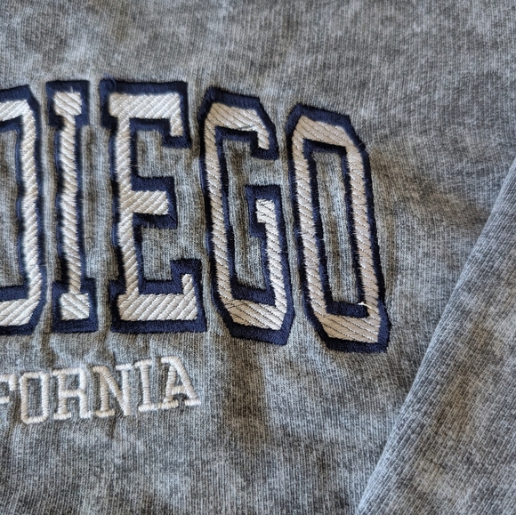 US Vintage Acid Wash Gray San Diego Graphic Men's Crewneck Sweatshirt XXL Grunge - Picture 3 of 13